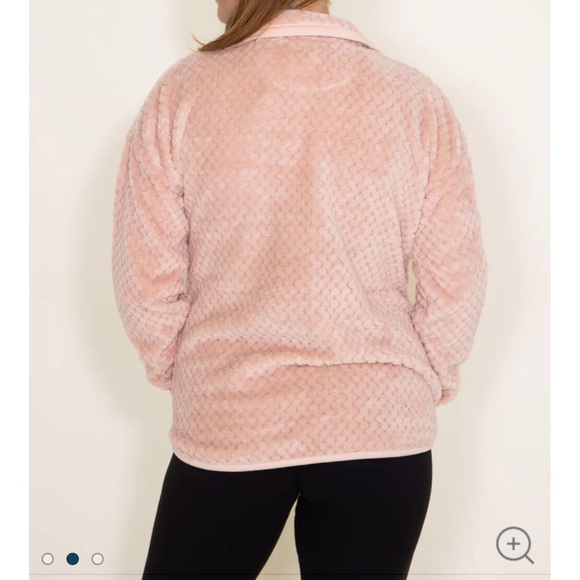 Simply southern light pink soft sherpa pullover - Picture 3 of 7